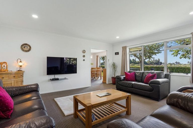 Photo of property in 119 Oriental Parade, Papamoa Beach, Papamoa, 3118
