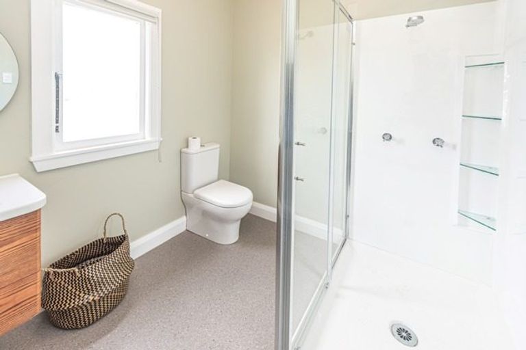 Photo of property in 32 Aotea Street, Castlecliff, Whanganui, 4501