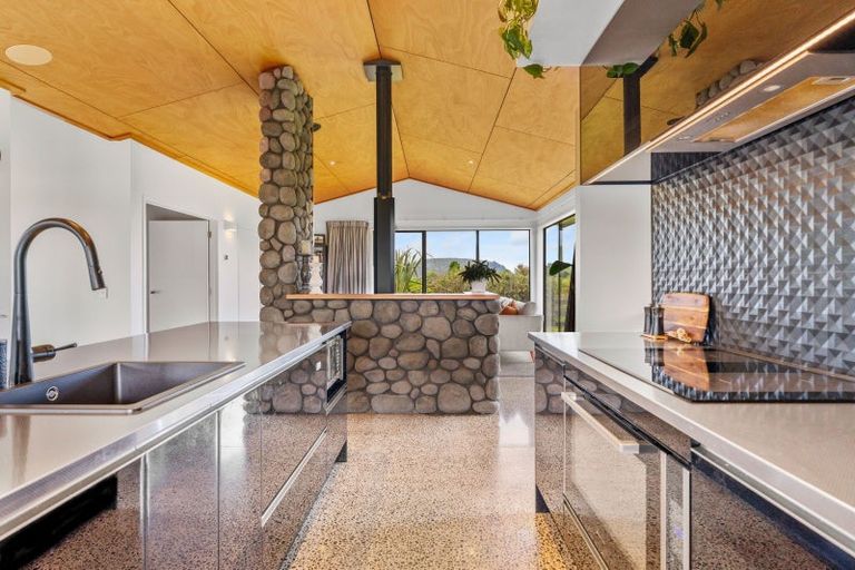 Photo of property in 19 Lacebark Drive, Kinloch, Taupo, 3377