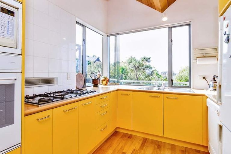 Photo of property in 4 Graceview Way, West Harbour, Auckland, 0618