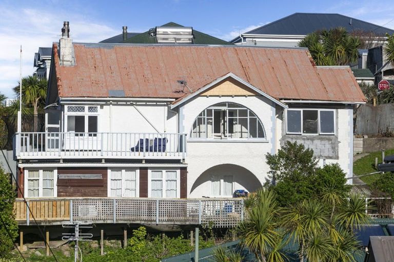 Photo of property in 7 Crawford Road, Kilbirnie, Wellington, 6022