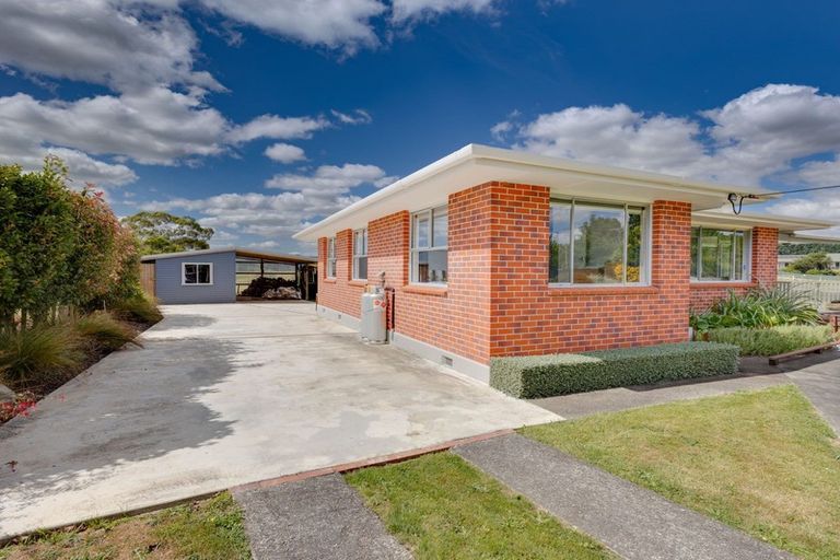 Photo of property in 19 Haswell Street, Eketahuna, 4900