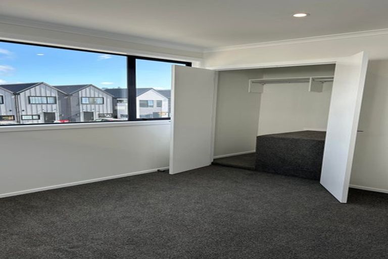 Photo of property in 6 Doug Jensen Street, Wallaceville, Upper Hutt, 5018