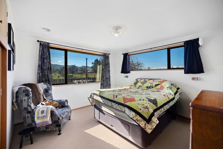 Photo of property in 2915 Tarras-cromwell Road, Tarras, Cromwell, 9383