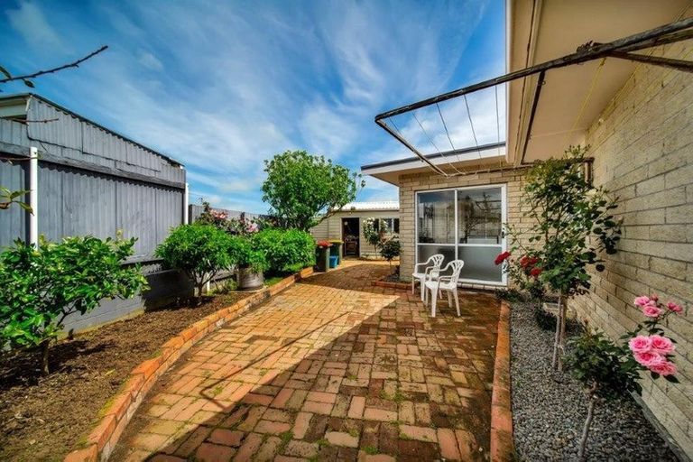 Photo of property in 36a Disraeli Street, Hawera, 4610