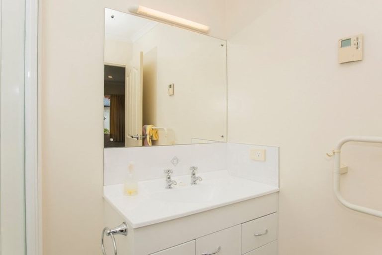 Photo of property in 19 Margaret Place, Lytton West, Gisborne, 4010