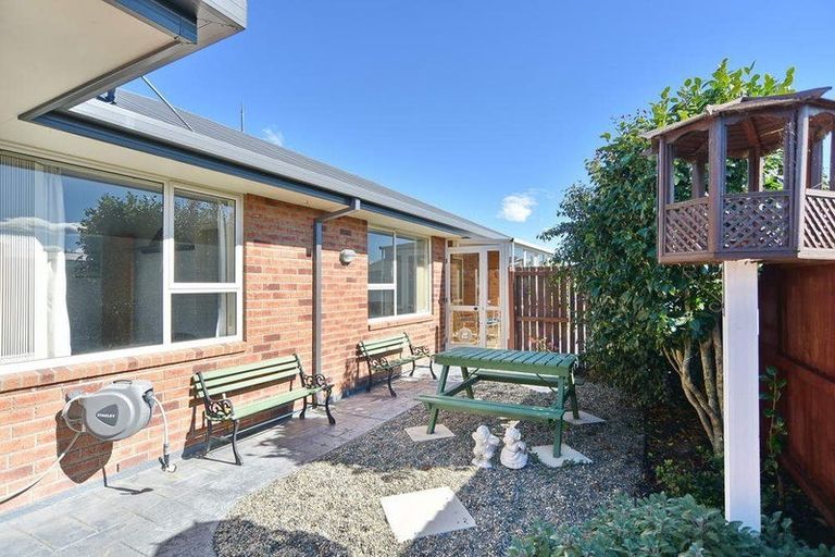 Photo of property in 52a Durham Street, Rangiora, 7400