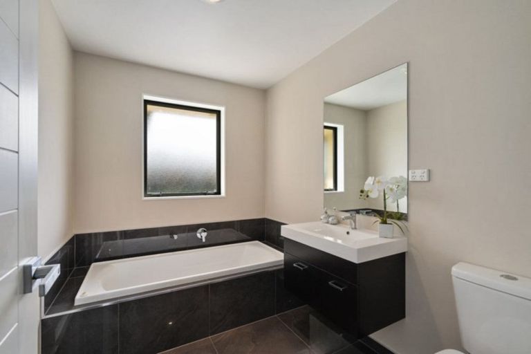 Photo of property in 2 Bellbird Place, Rolleston, 7614