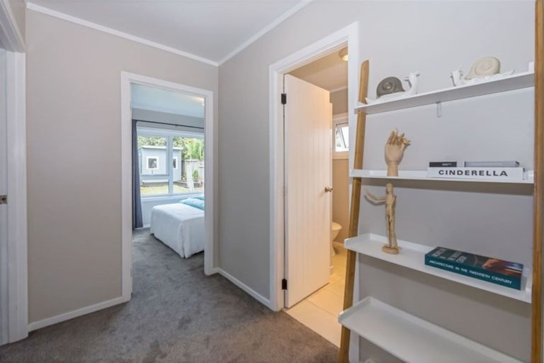 Photo of property in 1/29 Cranston Street, Torbay, Auckland, 0632