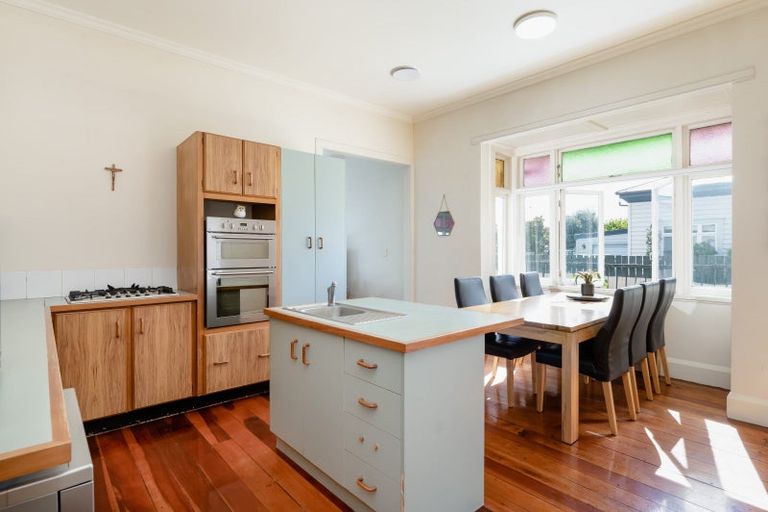 Photo of property in 39 Te Aroha Street, Hamilton East, Hamilton, 3216