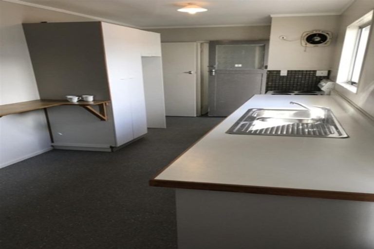 Photo of property in 15 Cabot Place, Flaxmere, Hastings, 4120