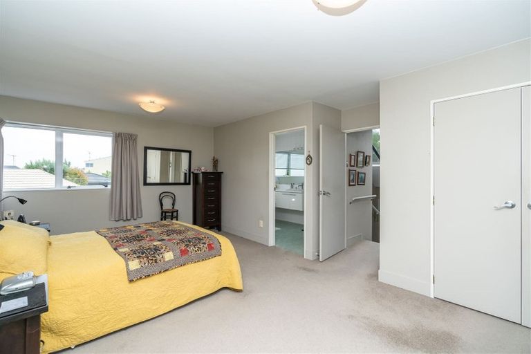 Photo of property in 3 Munro Place, Flagstaff, Hamilton, 3210