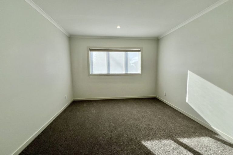 Photo of property in 67 Helvetia Road, Pukekohe, 2120