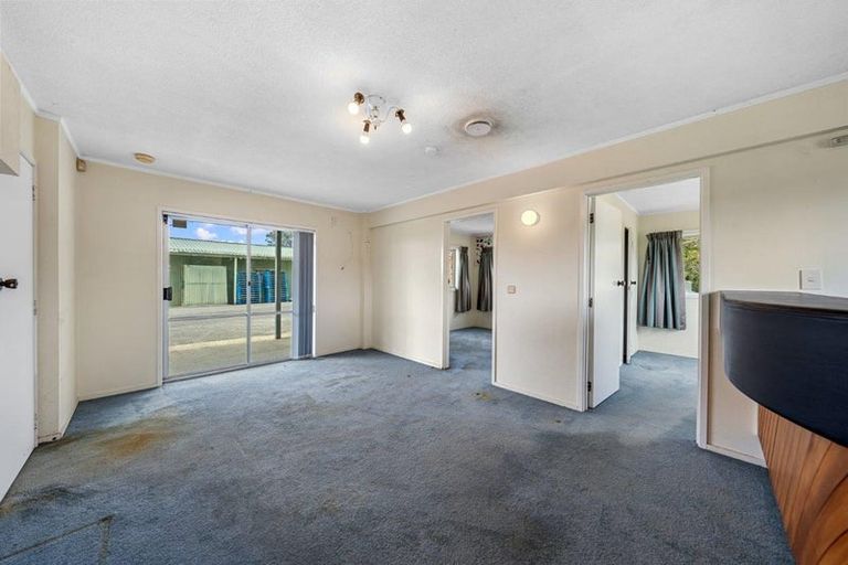 Photo of property in 6 Deacon Road, Riverhead, Kumeu, 0892