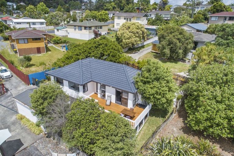 Photo of property in 29a Pisces Road, Glen Eden, Auckland, 0602