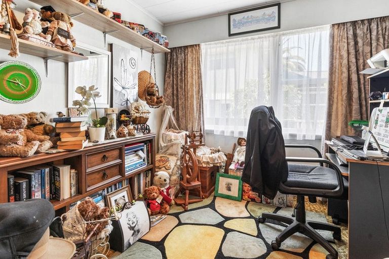 Photo of property in 34 Fergusson Street, Solway, Masterton, 5810