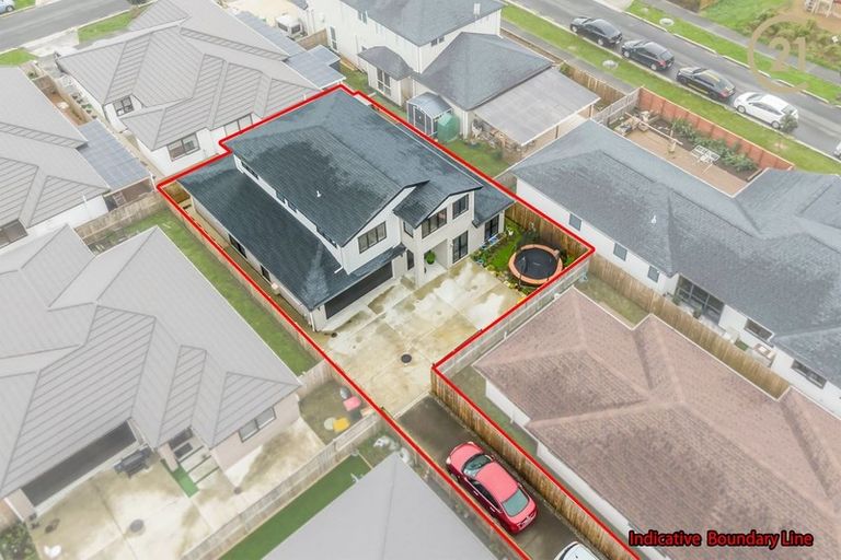 Photo of property in 14 Koroheke Road, Takanini, 2110