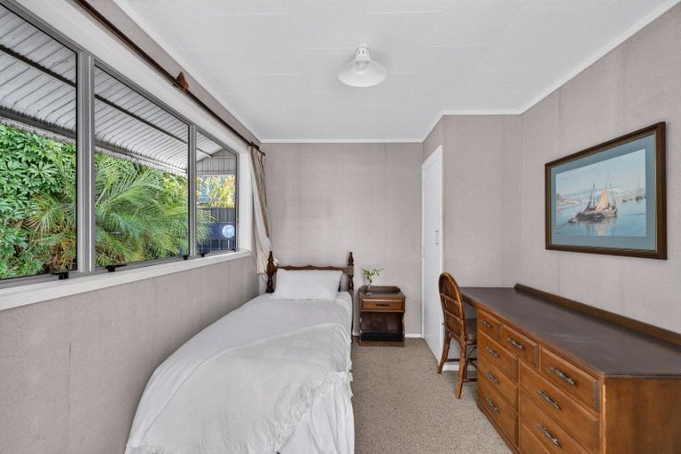 Photo of property in 49 Charles Street, Westshore, Napier, 4110