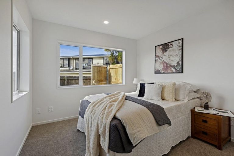 Photo of property in 17b Alexandra Street, Riverhead, 0820