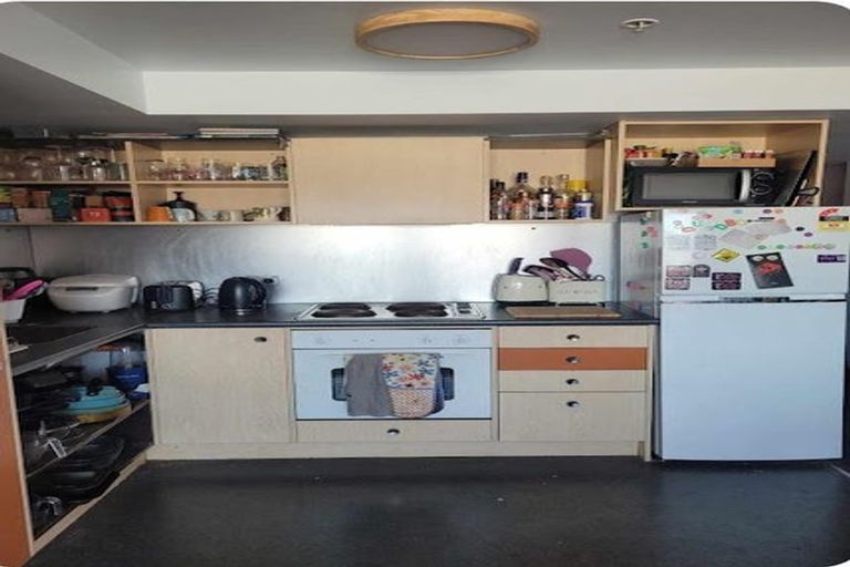 Photo of property in Cube Apartments, 4h/242 Taranaki Street, Mount Cook, Wellington, 6011