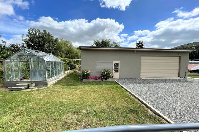 Photo of property in 5 Mill Street, Clinton, 9534