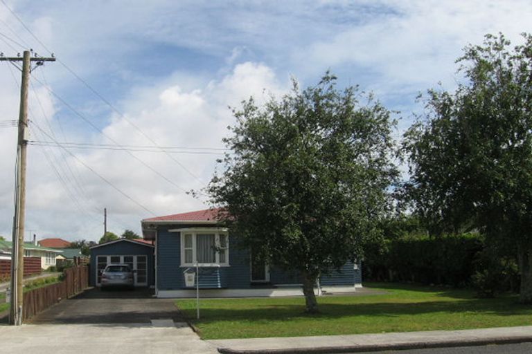 Photo of property in 30 Camp Road, Mount Wellington, Auckland, 1062