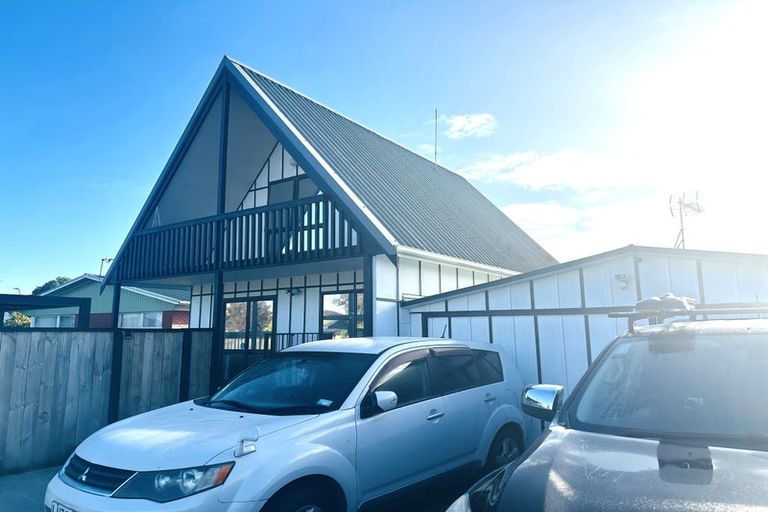 Photo of property in 16 Forsyth Street, St Andrews, Hamilton, 3200