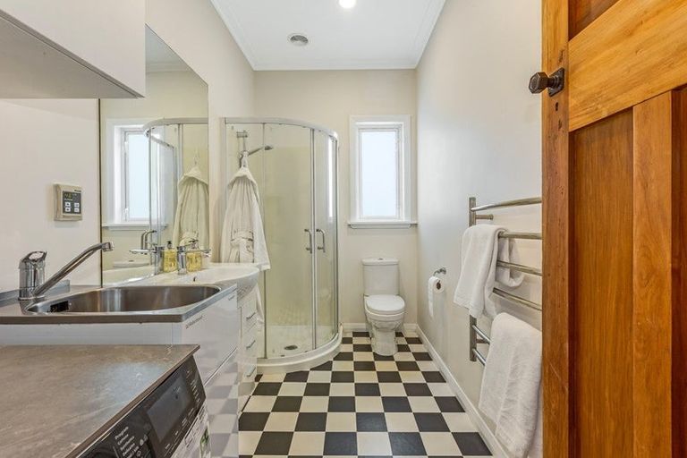 Photo of property in 35 Tirangi Road, Rongotai, Wellington, 6022