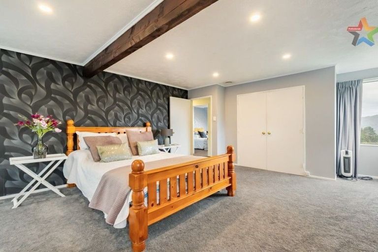 Photo of property in 75 Park Road, Belmont, Lower Hutt, 5010