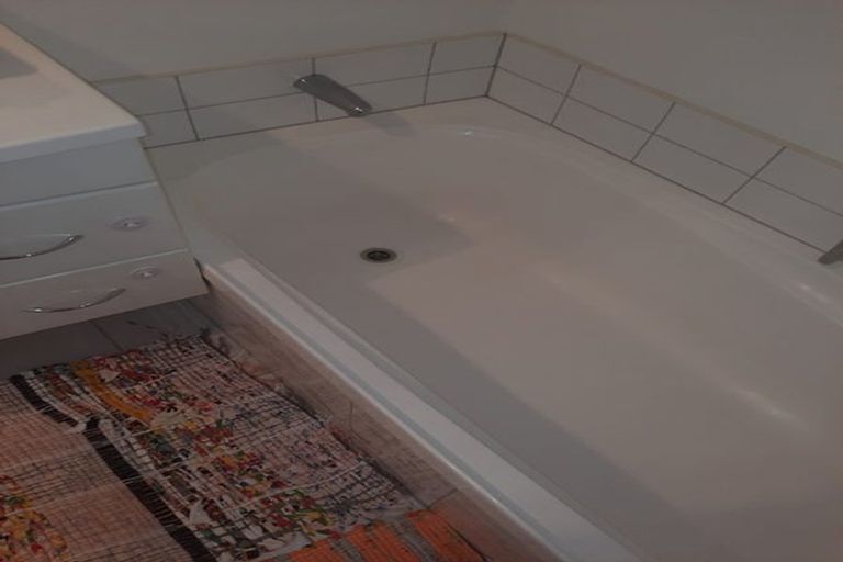 Photo of property in 14/64 Kawaha Point Road, Kawaha Point, Rotorua, 3010