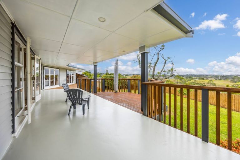 Photo of property in 456 Don Buck Road, Massey, Auckland, 0614