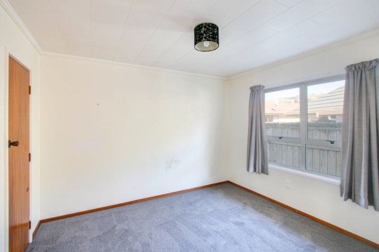 Photo of property in 11 Trigg Crescent, Taradale, Napier, 4112