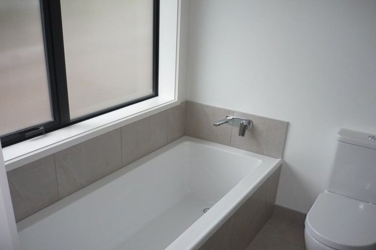 Photo of property in 808 Whangaparaoa Road, Manly, Whangaparaoa, 0930