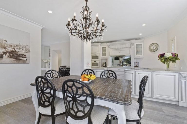 Photo of property in 1/177 Hurstmere Road, Takapuna, Auckland, 0622