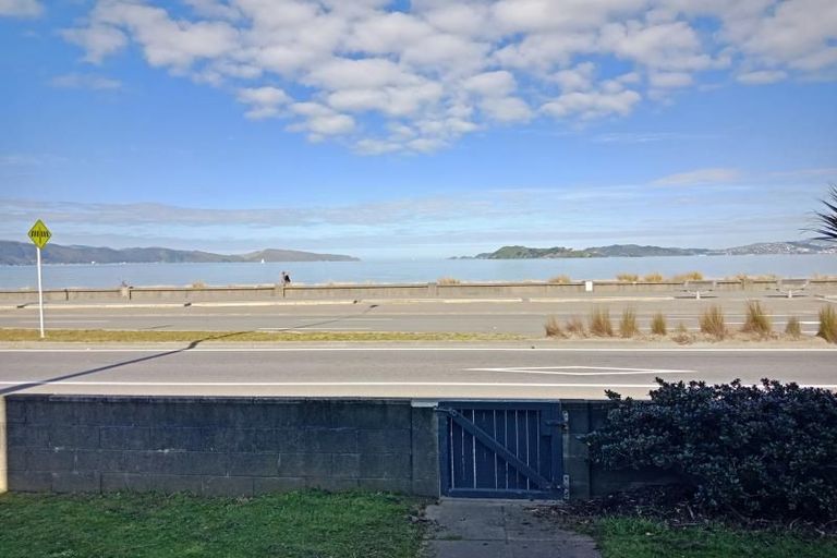 Photo of property in 1 Aurora Street, Petone, Lower Hutt, 5012