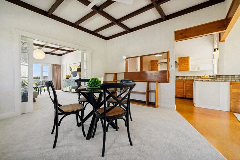 Photo of property in 3 Marine Terrace, Bayswater, Auckland, 0622