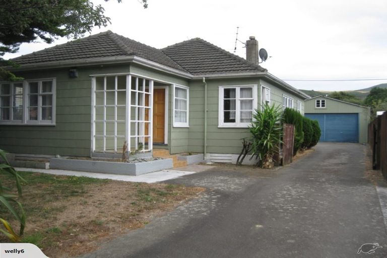 Photo of property in 25 Petherick Street, Taita, Lower Hutt, 5011