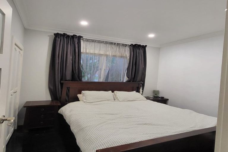 Photo of property in 1/185 Lake Road, Belmont, Auckland, 0622