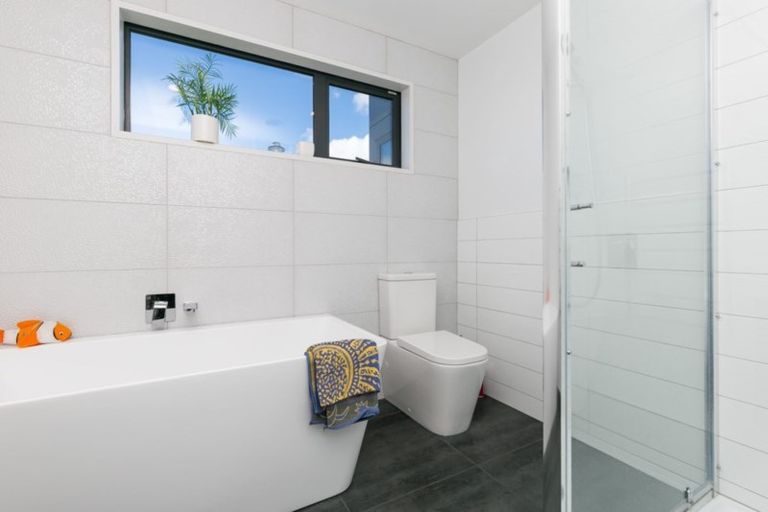 Photo of property in 6 Satchell Way, Kaiwharawhara, Wellington, 6035