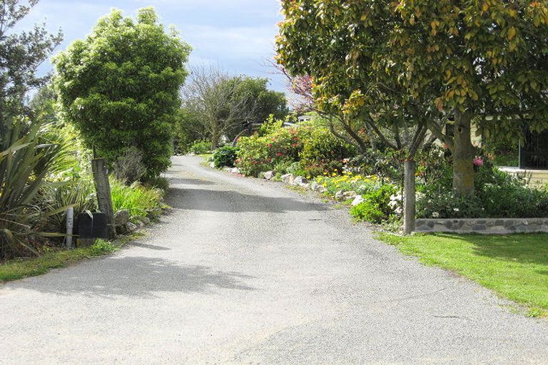 Photo of property in 17 Tahi Street, Mapua, 7005