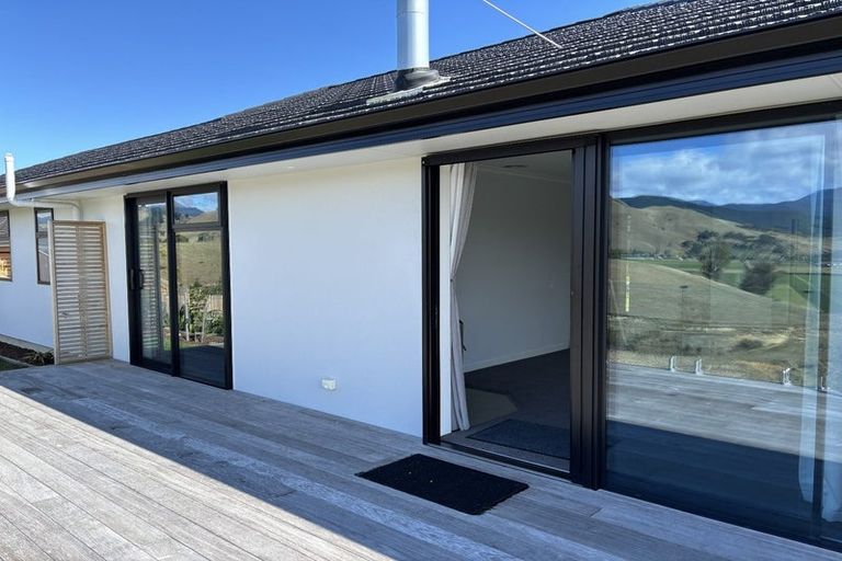 Photo of property in 43 Katania Heights, Brightwater, 7022