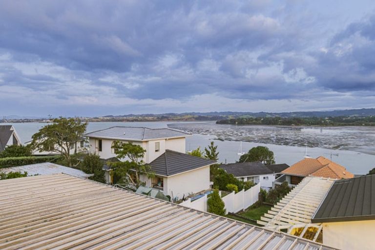 Photo of property in 107 Pah Road, Cockle Bay, Auckland, 2014