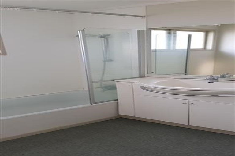 Photo of property in 24 Bedlington Avenue, Manurewa, Auckland, 2102