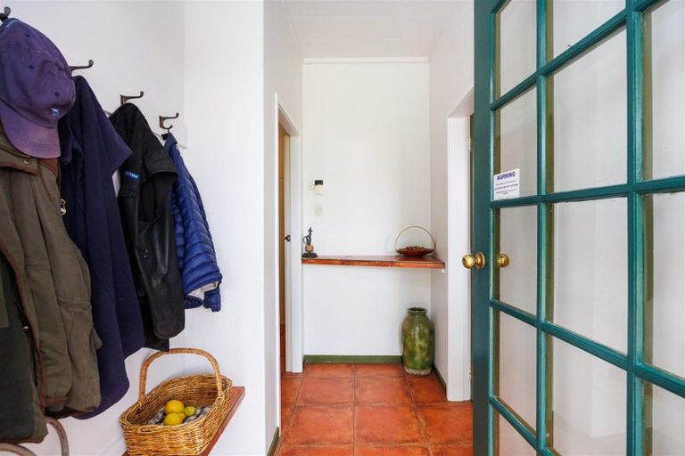 Photo of property in 552 Porewa Road, Marton, 4787