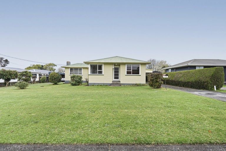 Photo of property in 82 Strange Street, Waitara, 4320