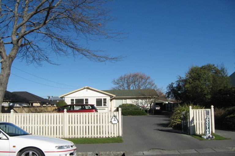 Photo of property in 6 Castile Place, Belfast, Christchurch, 8051