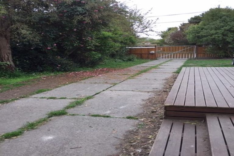 Photo of property in 16 Grange Street, Hillsborough, Christchurch, 8022