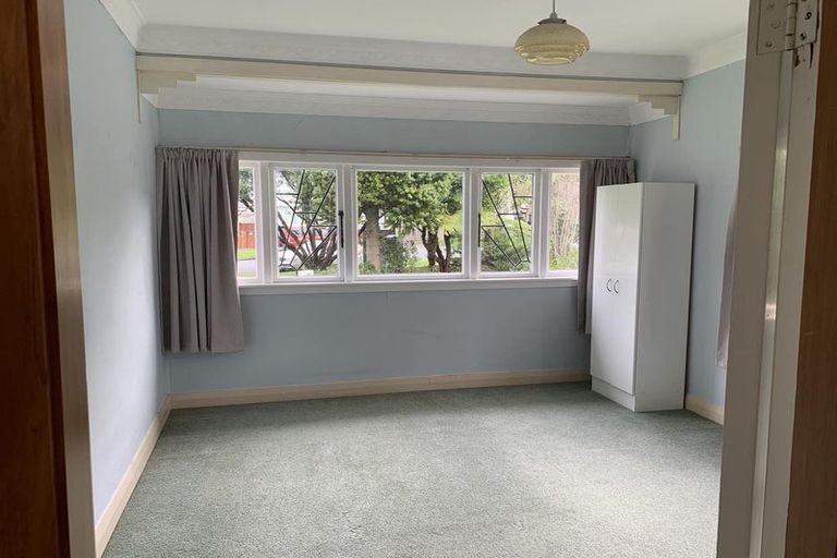 Photo of property in 11 Beaumont Avenue, Alicetown, Lower Hutt, 5010