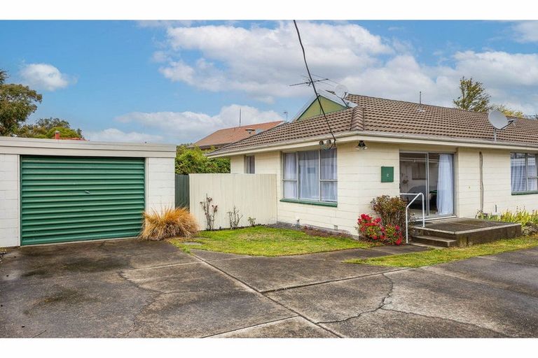 Photo of property in 3/93a Middlepark Road, Sockburn, Christchurch, 8042