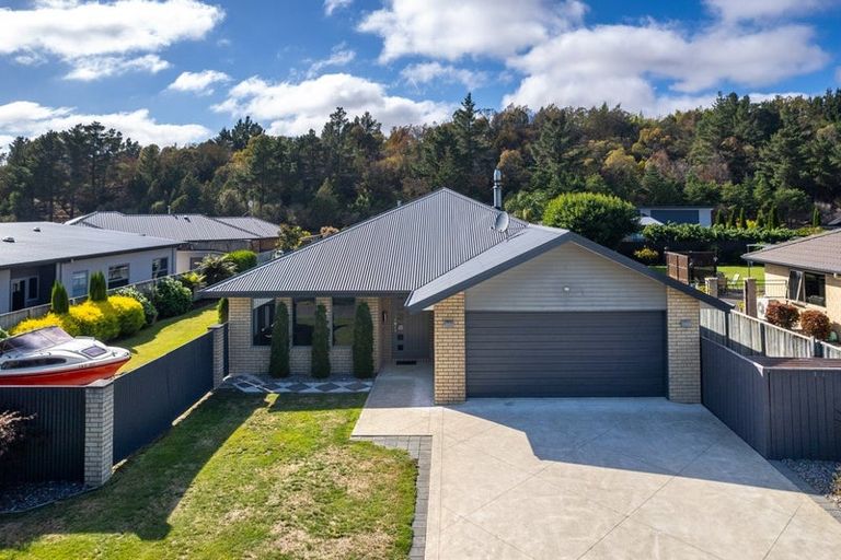 Photo of property in 171 Taylor Pass Road, Witherlea, Blenheim, 7201